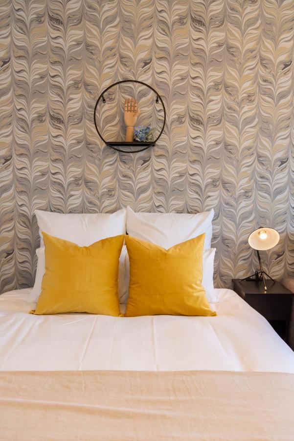 Bijou Suites Lieto Apm Osaka Bagian luar foto